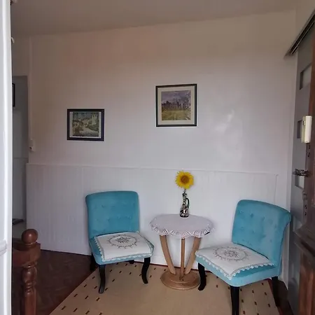 Holiday home Gite 4 Pers, Jacuzzi, Piscine, Proche Futuroscope, Calme Et Nature A La Roche Posay *