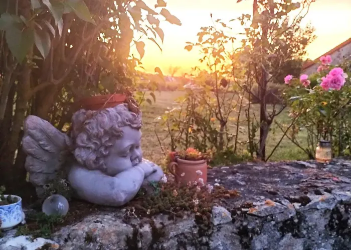 4 Pers Proche Cure Thermale, Futuroscope, Calme Et Nature A Posay