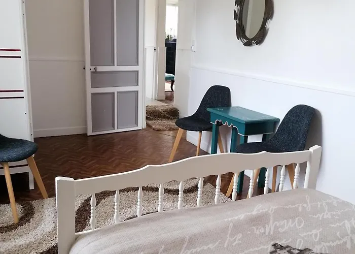 4 Pers Proche Cure Thermale, Futuroscope, Calme Et Nature A Posay Сasa de vacaciones La Roche-Posay