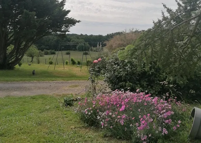 4 Pers Proche Cure Thermale, Futuroscope, Calme Et Nature A Posay Сasa de vacaciones