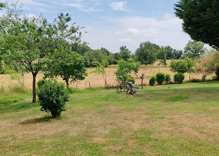 4 Pers Proche Cure Thermale, Futuroscope, Calme Et Nature A Posay La Roche-Posay